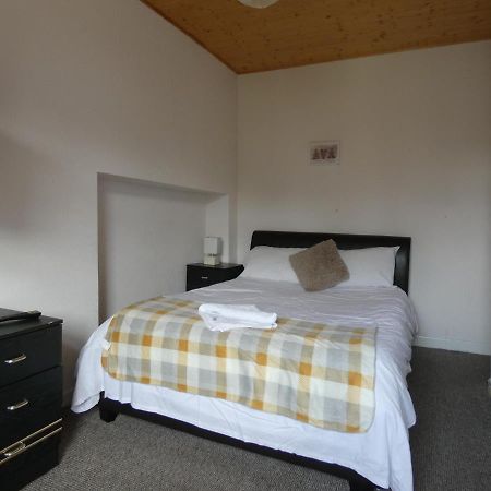 Hill Breeze House Hotel Merthyr Tydfil Ngoại thất bức ảnh