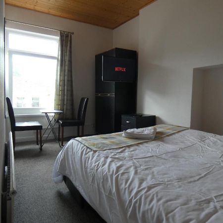 Hill Breeze House Hotel Merthyr Tydfil Ngoại thất bức ảnh